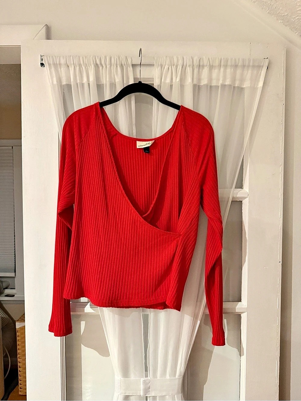Universal Thread Ribbed Wrap-Front Long Sleeve Top Red Large - Picture 3 of 6